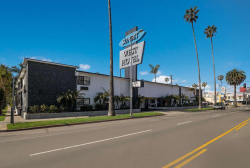 Sunset West Hotel SureStay Collection By Best Western – West Hollywood, CA