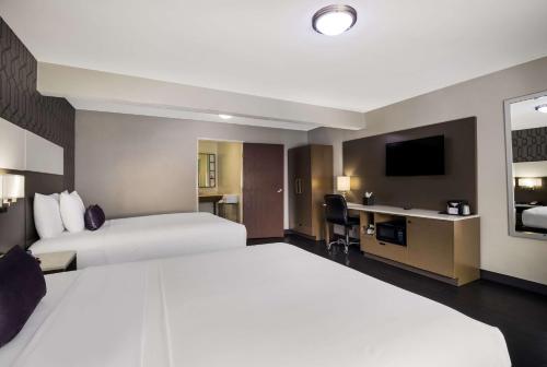 Sunset West Hotel SureStay Collection By Best Western - image 3