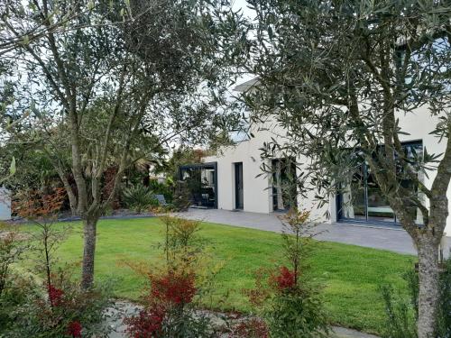 Chambre d'hôtes Les Bruyères chambre d'hôte Ézel