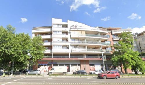 Lovely Home - Free Garage - Balcony, Budapest (foto 3)