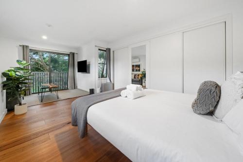 Beach Days & Bondi Ways Getaway on Watson - image 10