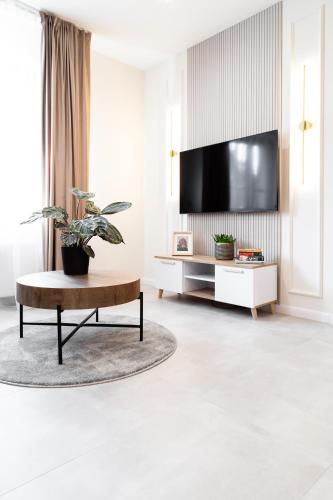 Househost Apartment Smoleńsk Elegant Studio AC Lift Security, Cracovia