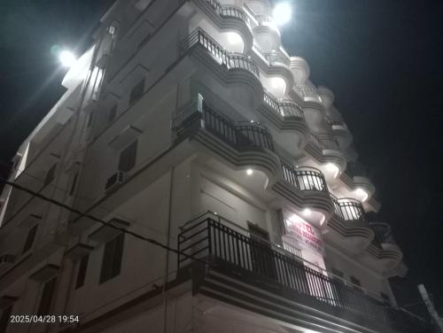 ทัศนียภาพภายนอกโรงแรม, Hotel Vishwa Residency  in รุกันปุระ
