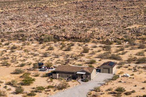 Free Heated Poolsecludedwildlife5min To Jtnp in Joshua Tree, USA