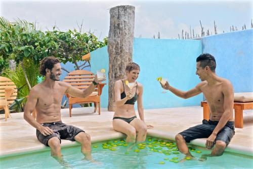 67759719 Zamas Hotel