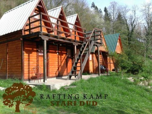 斯塔利度漂流营地旅馆 斯塔利度漂流营地旅馆