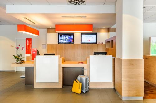 Lobby, Me And All Hotel Berlin East Side in Friedrichshain