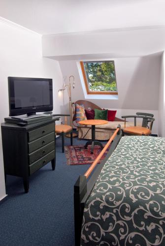 Landhotel Hütter - image 3