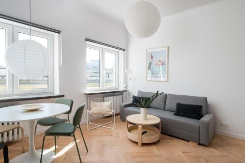 Plac Zbawiciela City Glow Apartment by BookingHost, Varšava