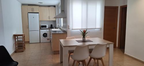 virtuve, Apartamento Cervantes in Benetusser