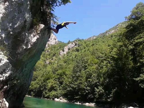 斯塔利度漂流营地旅馆 斯塔利度漂流营地旅馆