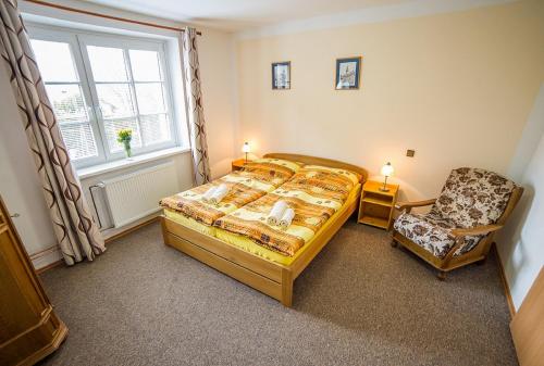 Deluxe Double Room image 6