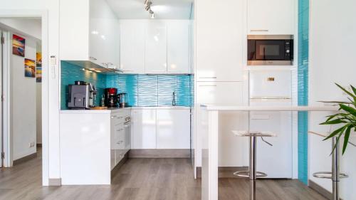 Küche, Malibu Dreams 2 Bedroom Apartment in Torremuelle