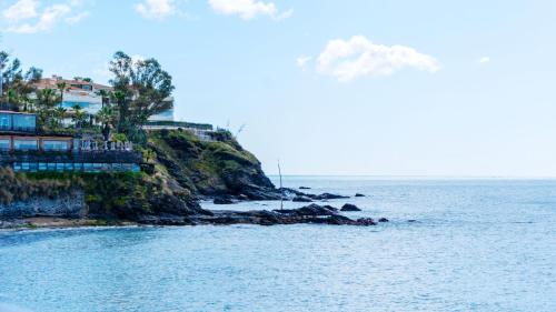 Sehenswürdigkeiten in der Nähe, Malibu Dreams 2 Bedroom Apartment in Torremuelle