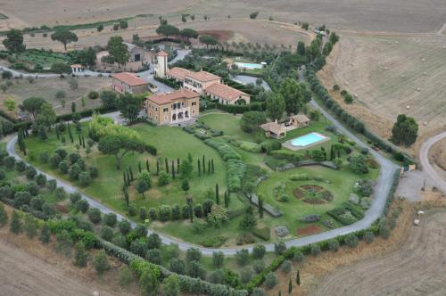  Casale DI Tormaggiore Villa And Country Suites in Pomezia