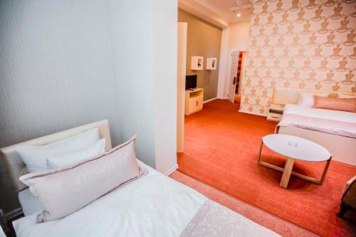 NINE Hotel Baku 9 – Baku, NY