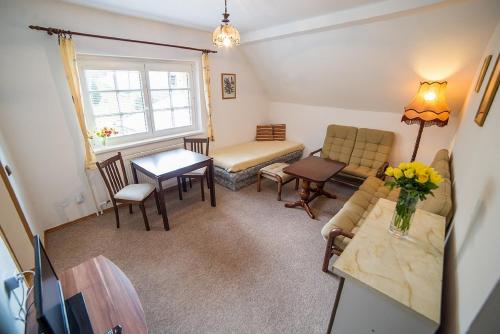 One-Bedroom Apartment (3 Adults) image 3