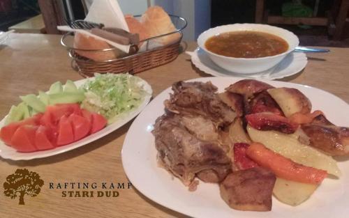 斯塔利度漂流营地旅馆 斯塔利度漂流营地旅馆