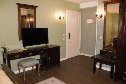 King Room image 1