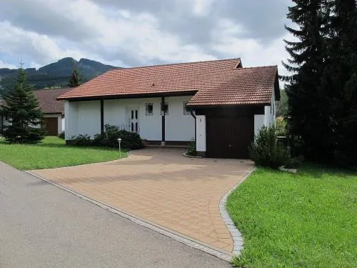 Ferienhaus Dachspfad im Feriendorf Reichenbach 3 in Nesselwang, Deutschland