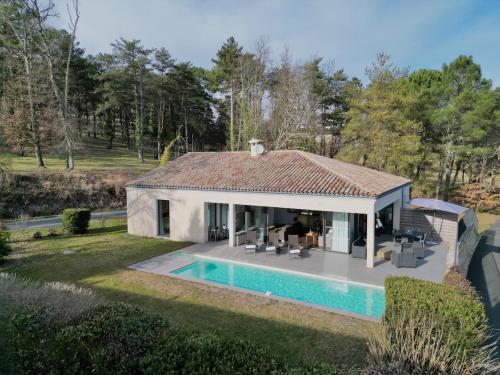 Villa Greensome sur le Golf de Saint-Émilion gîte à louer Gardegan-et-Tourtirac