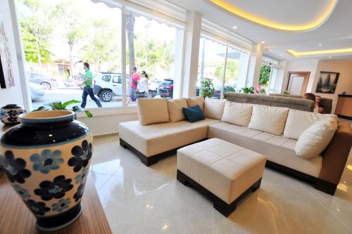Yeniceri City Hotel - image 3