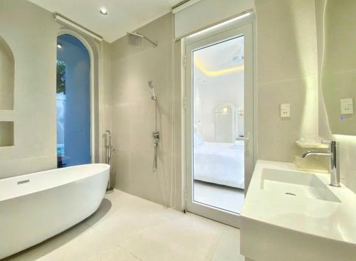 Villa Đa nang Lavender Luxury in Tho Quang