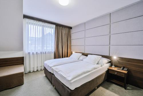 Double or Twin Room with Extra Bed