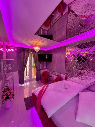Apartament "Love Heaven" Jacuzzi SPA z dużą wanną z hydromasażem dla Dwojga