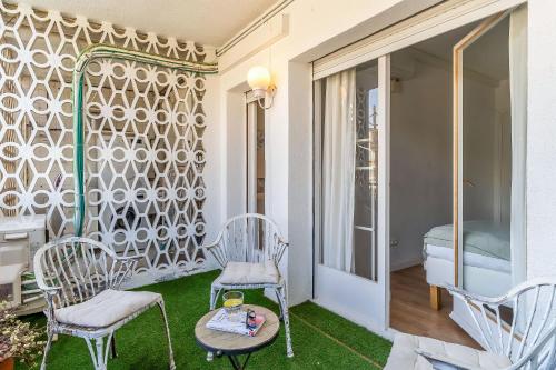 Canela Homes COSTA CASTELLDEFELS - Tap to explore photos