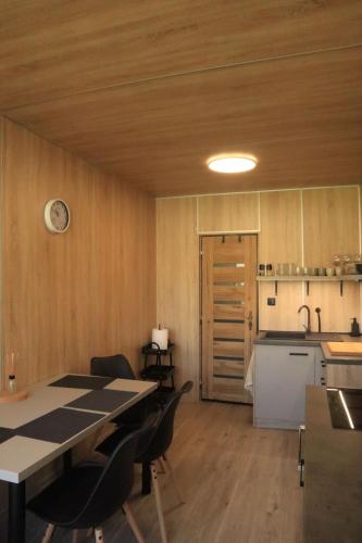 Konyha, Tiny house Františka (Tiny house Frantiska) in Klatovy