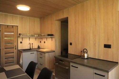Konyha, Tiny house Františka (Tiny house Frantiska) in Klatovy