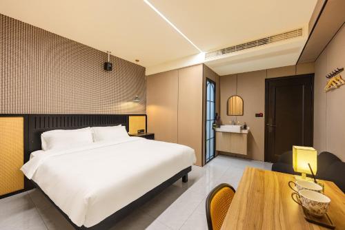 珠珠酒店上海浦东机场店Shanghai Zhuzhu Hotel - 24-hour free airport pick-up and drop-off Airport, 24-hour professional butler service, spacious room layout with great sense of space, complete kitchen facilities, relaxing spa massage service, Shanghai (Foto 5)