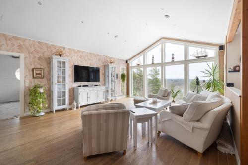 Shared lounge/TV area, Fantastisk Villa med extra allt in Tyresö