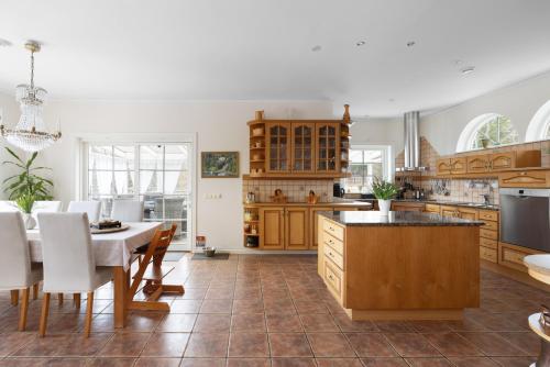Kitchen, Fantastisk Villa med extra allt in Tyresö