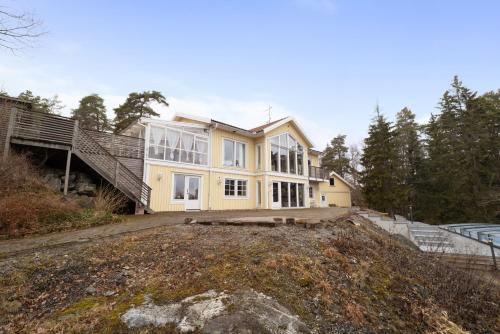 Fantastisk Villa med extra allt in Tyresö