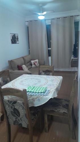 Apartamento condomínio (Apartamento condominio) in บาร์เรโตส