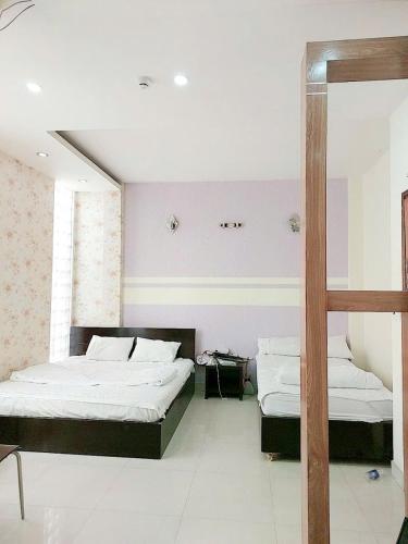 CENTER HOMESTAY