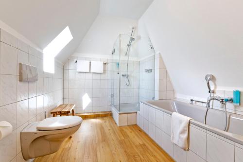 ห้องน้ำ, Fährmann im Häuschen am Rhein (Fahrmann im Hauschen am Rhein) in รีส์