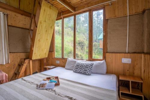 Thecozynest Duplex Mudhouse, Tāndi