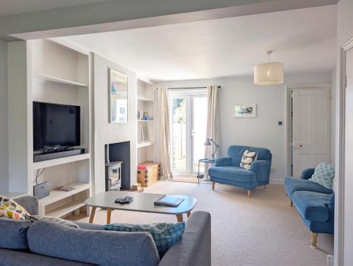 Broyle House Chichester - image 10
