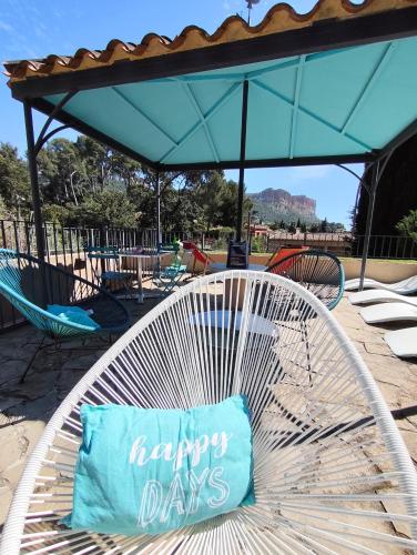 BOUTIQUE HOSTEL BY Cassis - Tap to explore photos