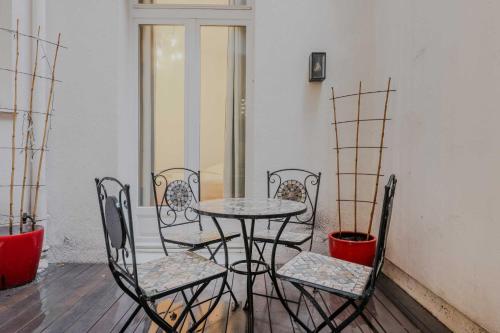 Superb 2BR/4P apartment with terrace Trocadero - image 13