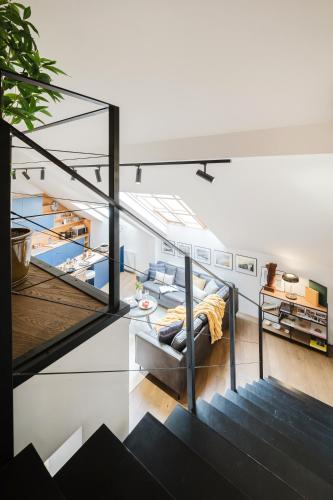 Prague Days - Two-Bedroom Maisonette with AC and Terrace with Grill in Vinohrady - image 8