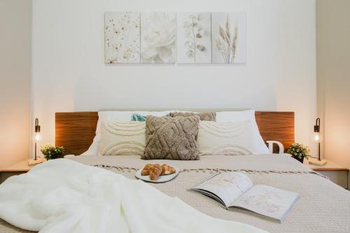 Prague Days - Two-bedroom Apartment with Parking Space and 2 bathrooms in Vinohrady - image 13