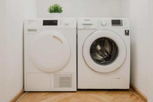 Prague Days - Two-bedroom Apartment with Parking Space and 2 bathrooms in Vinohrady - image 9