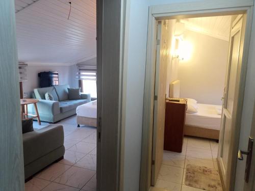 YELKEN APART HOTEL in Yeniçiftlik