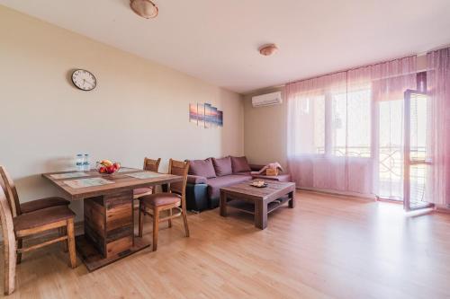 Holiday Apart 2 in Balchik