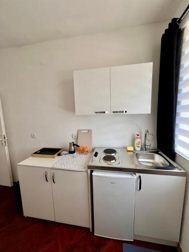 Two-Bedroom Apartment image 3