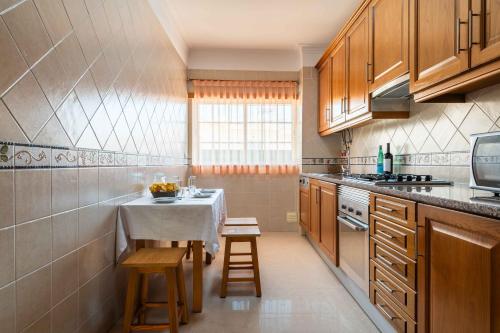Two-Bedroom Apartment image 5